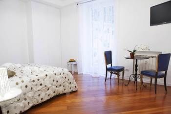 Domus Dea 3* Rom